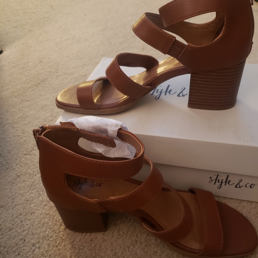 Style & Co sandal